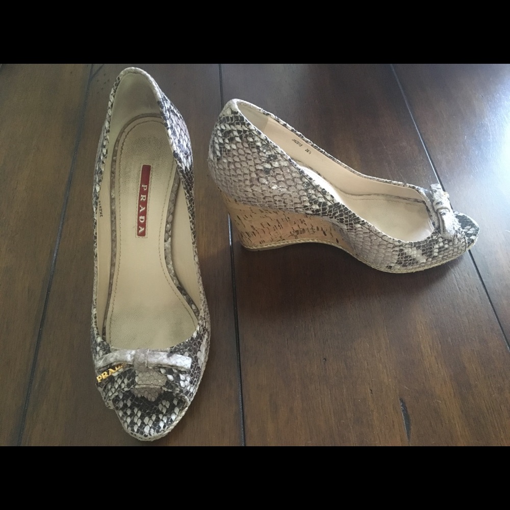 Prada Taupe Snakeskin pattern peep toe.
